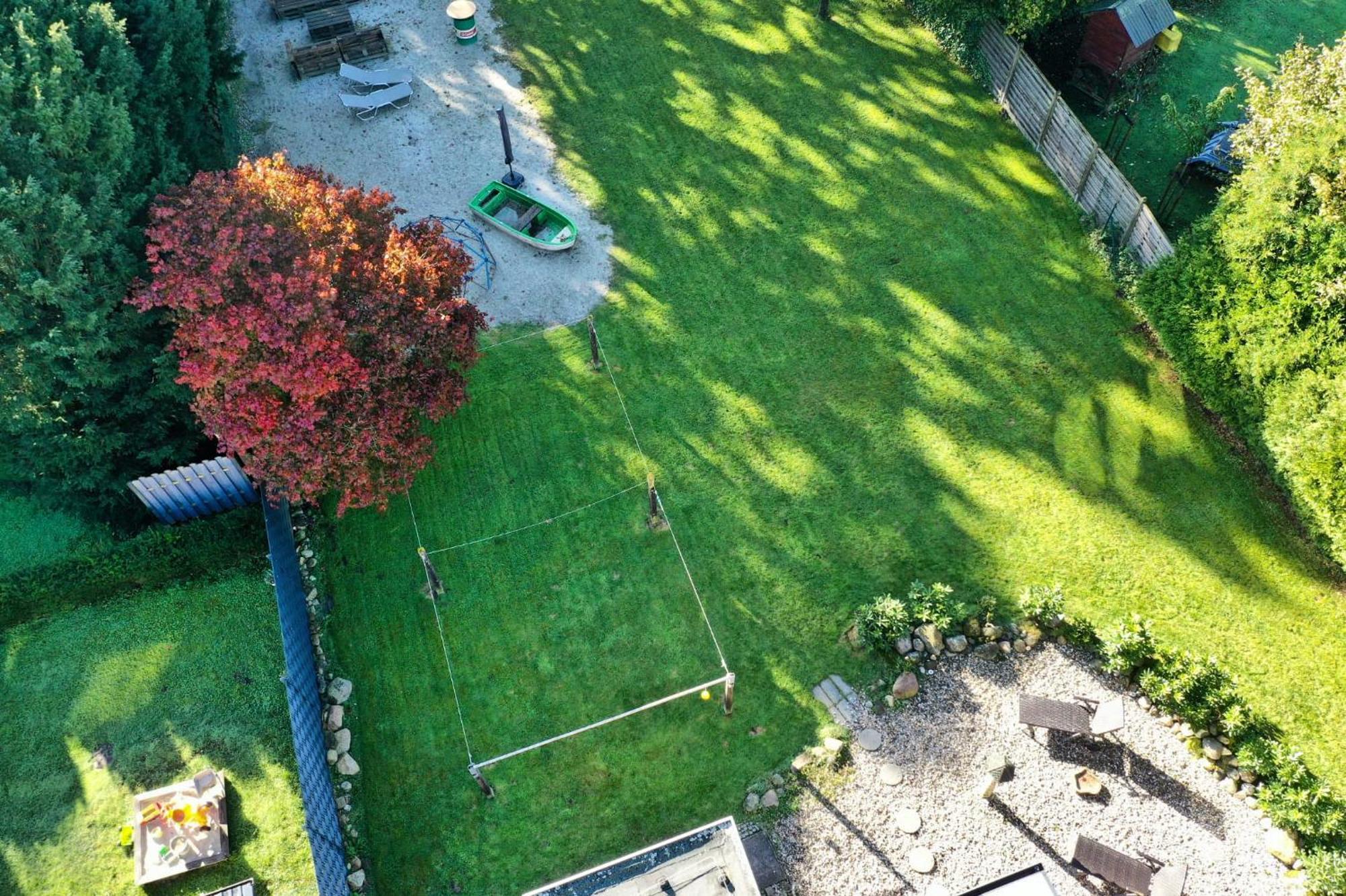 Ferienwohnung Im Erdgeschoss Mit Eingezaeunten Garten Und Terrasse Aurich Exterior photo