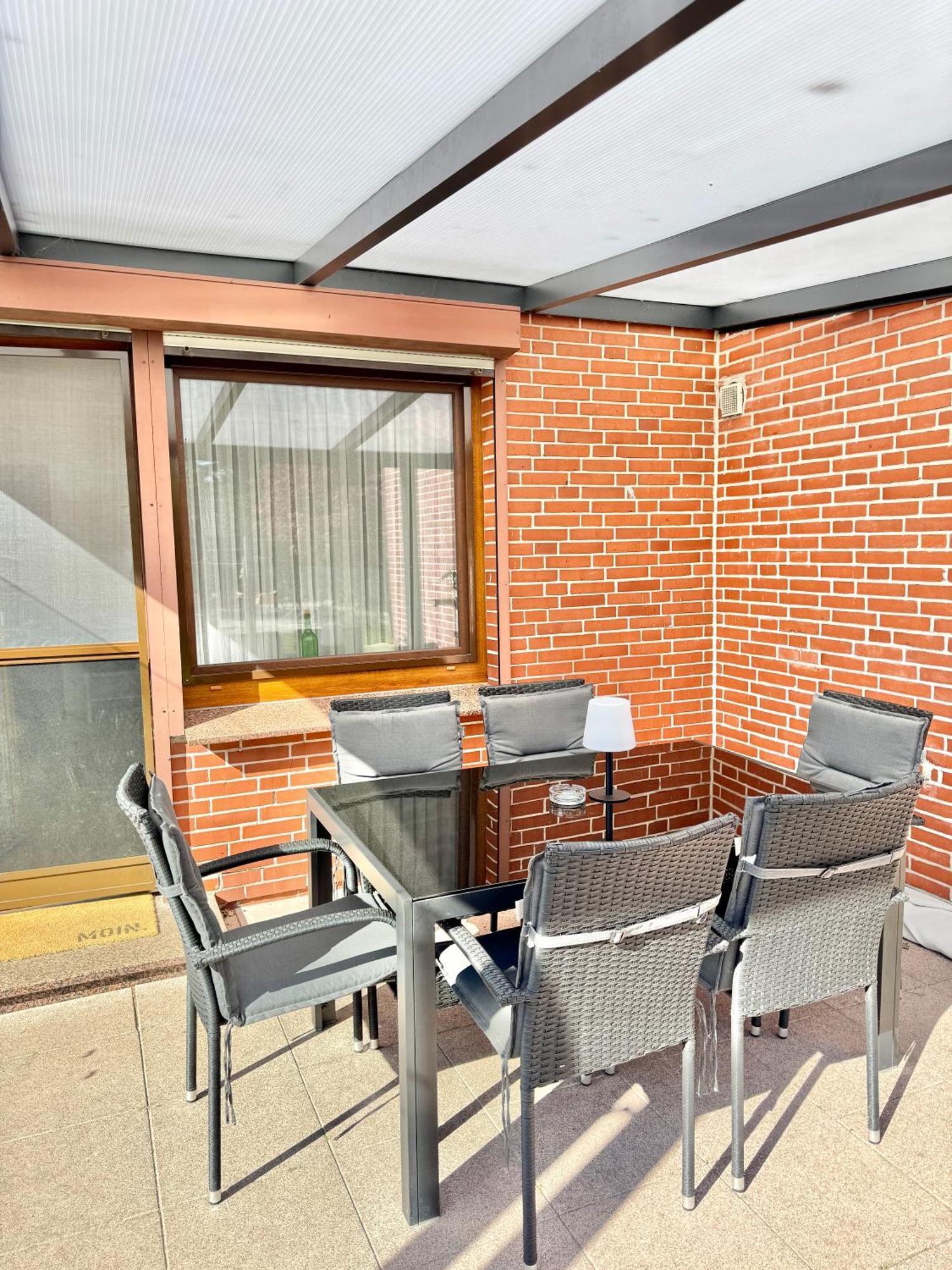 Ferienwohnung Im Erdgeschoss Mit Eingezaeunten Garten Und Terrasse Aurich Exterior photo